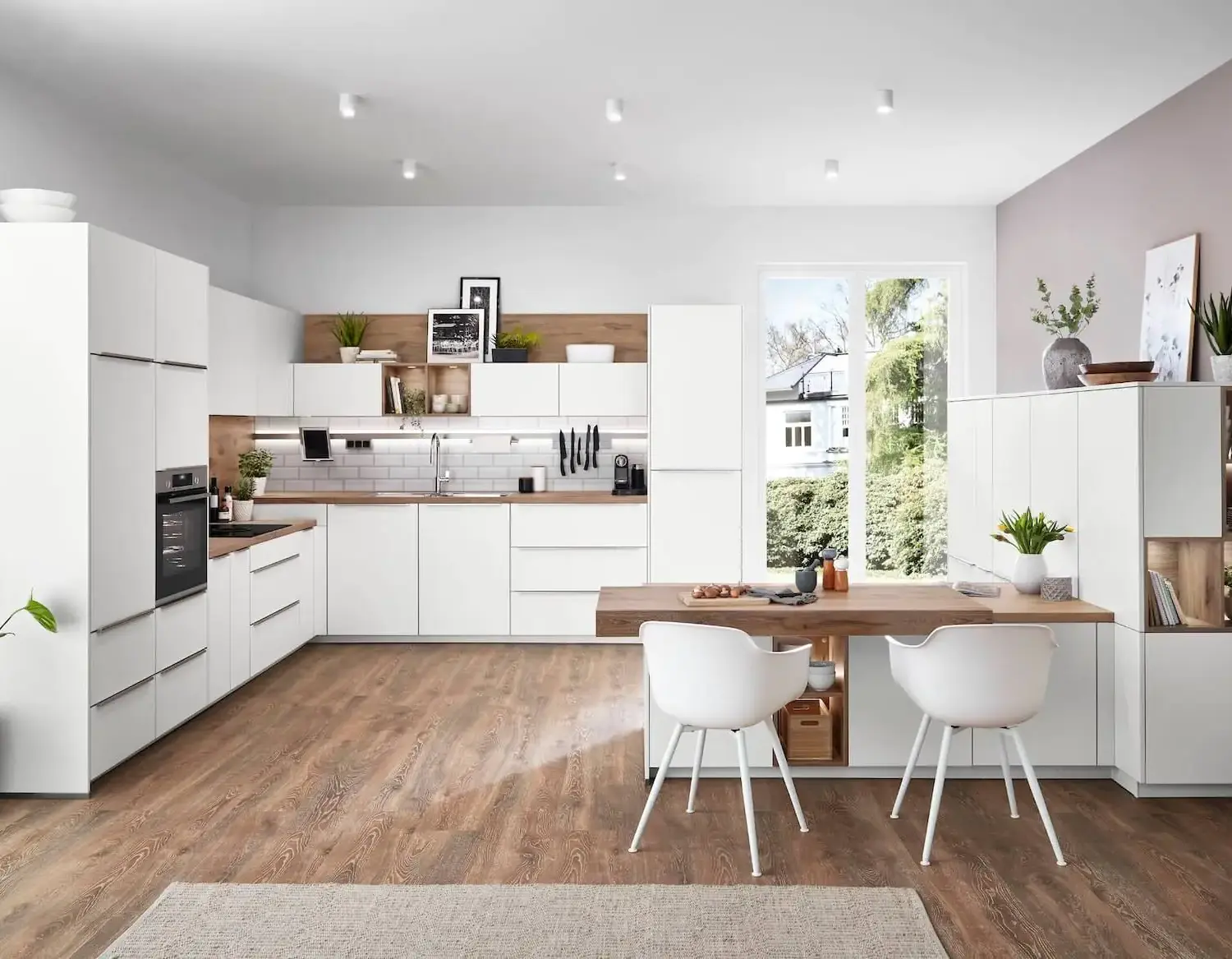 Nobilia Moderne Küche mit Insel Lack weiß matt